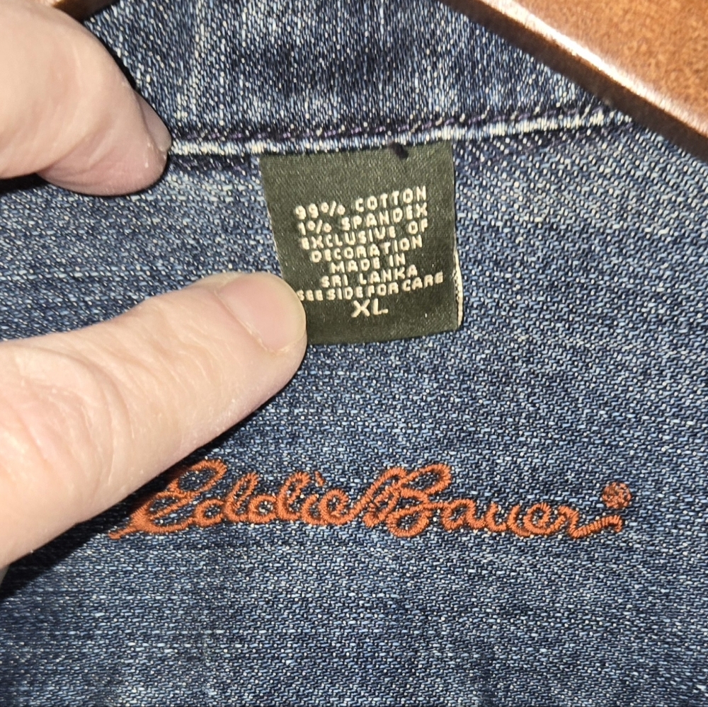Eddie Bauer Denim Jean Jacket Blazer Button Closure Long Sleeve Pockets sz XL - Picture 2 of 4
